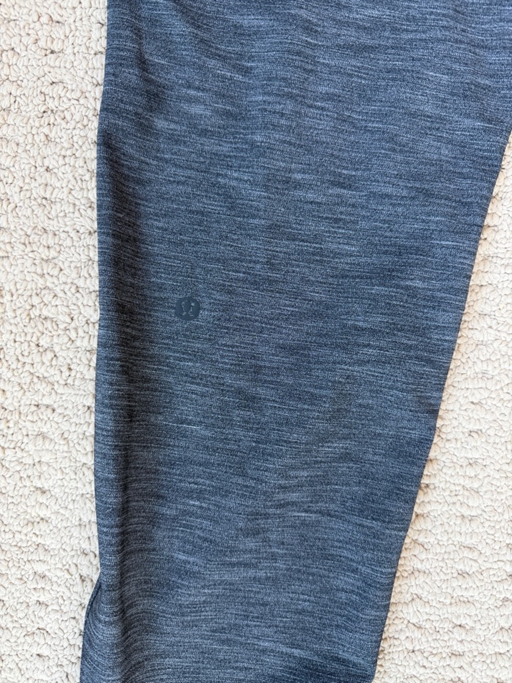 Lululemon On the Fly Heather Grey Pants. - Picture 8 of 8